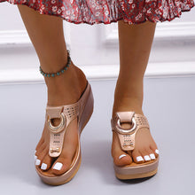 Load image into Gallery viewer, Ladies Flip Flop Wedge slippers
