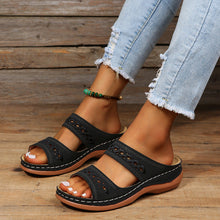 Load image into Gallery viewer, Women's Cutout Flat Casual Slippers
