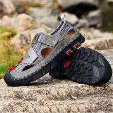 Load image into Gallery viewer, Men's Outdoor Wading Beach Shoes Mesh Non-slip Hole Sandals
